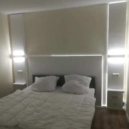 Frank Saathoff 公寓