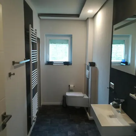 Frank Saathoff Apartman