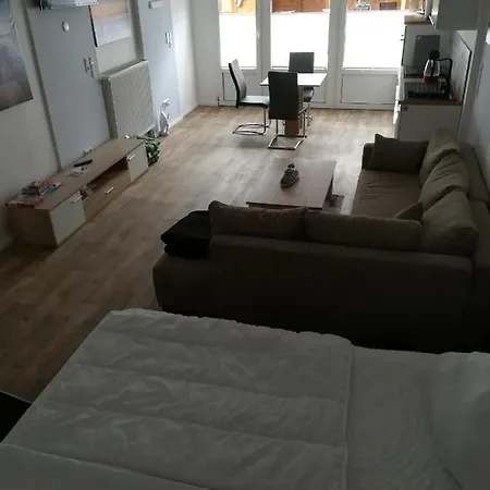 Frank Saathoff 公寓 贝塞尔