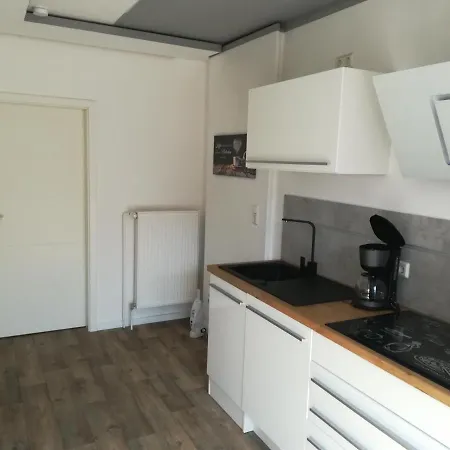 公寓 Frank Saathoff *